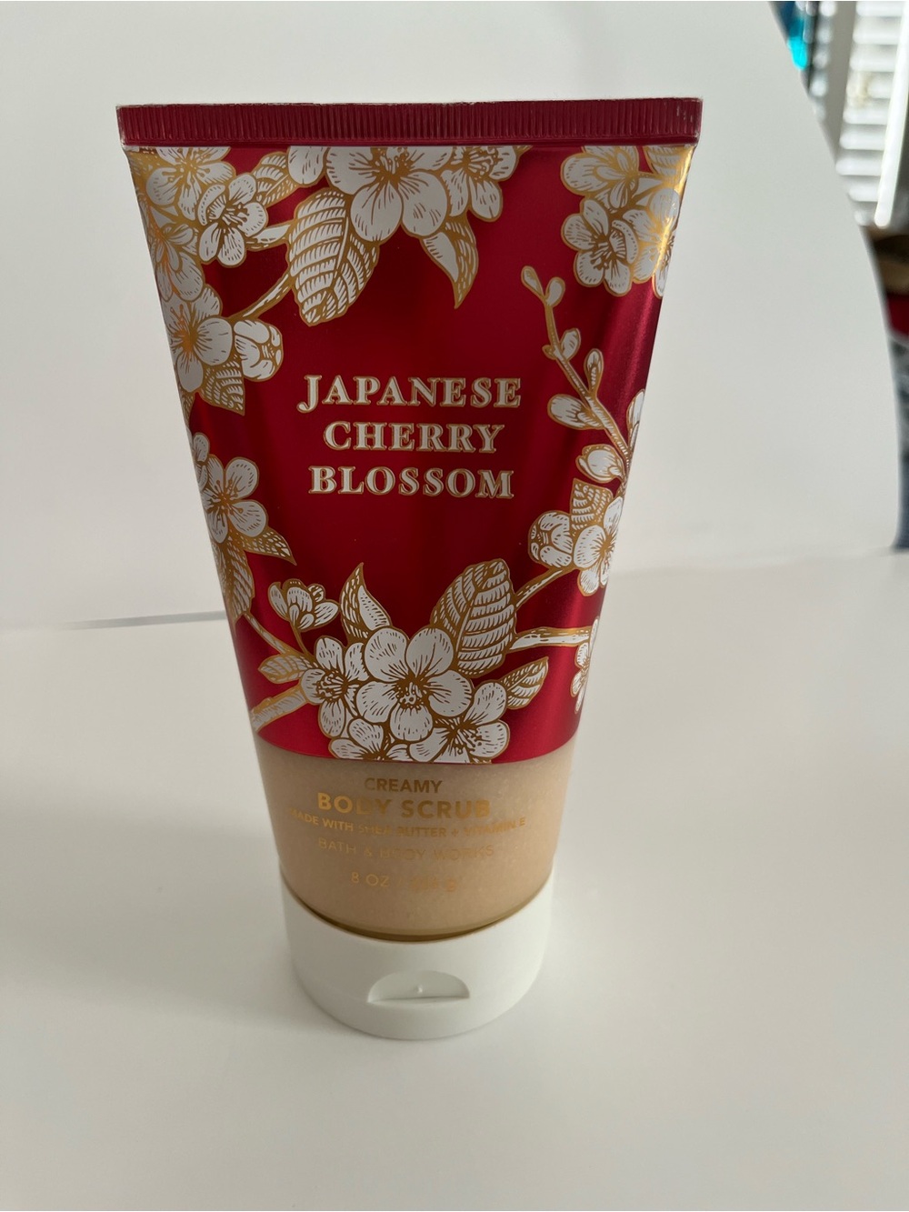 NWT Bath & Body Works Japanese Cherry Blossom Creamy Body Scrub 8 oz